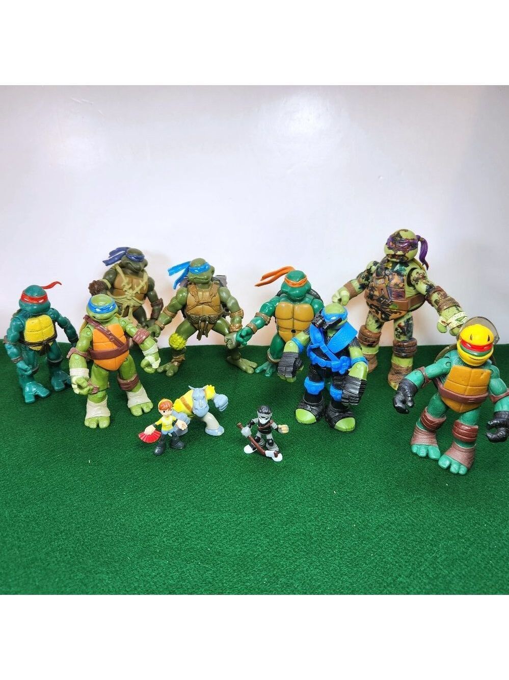 Teenage Mutant Ninja Turtles Action Figures Lot of 8 2002 - 2015 Plus 3